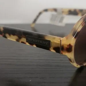 Burberry Tortoise Shell Sunglasses For Wmns Brand New / NO CASE Burberry Sunglasses Womens Brown Tortoise Shell w/ Stella  main image 4